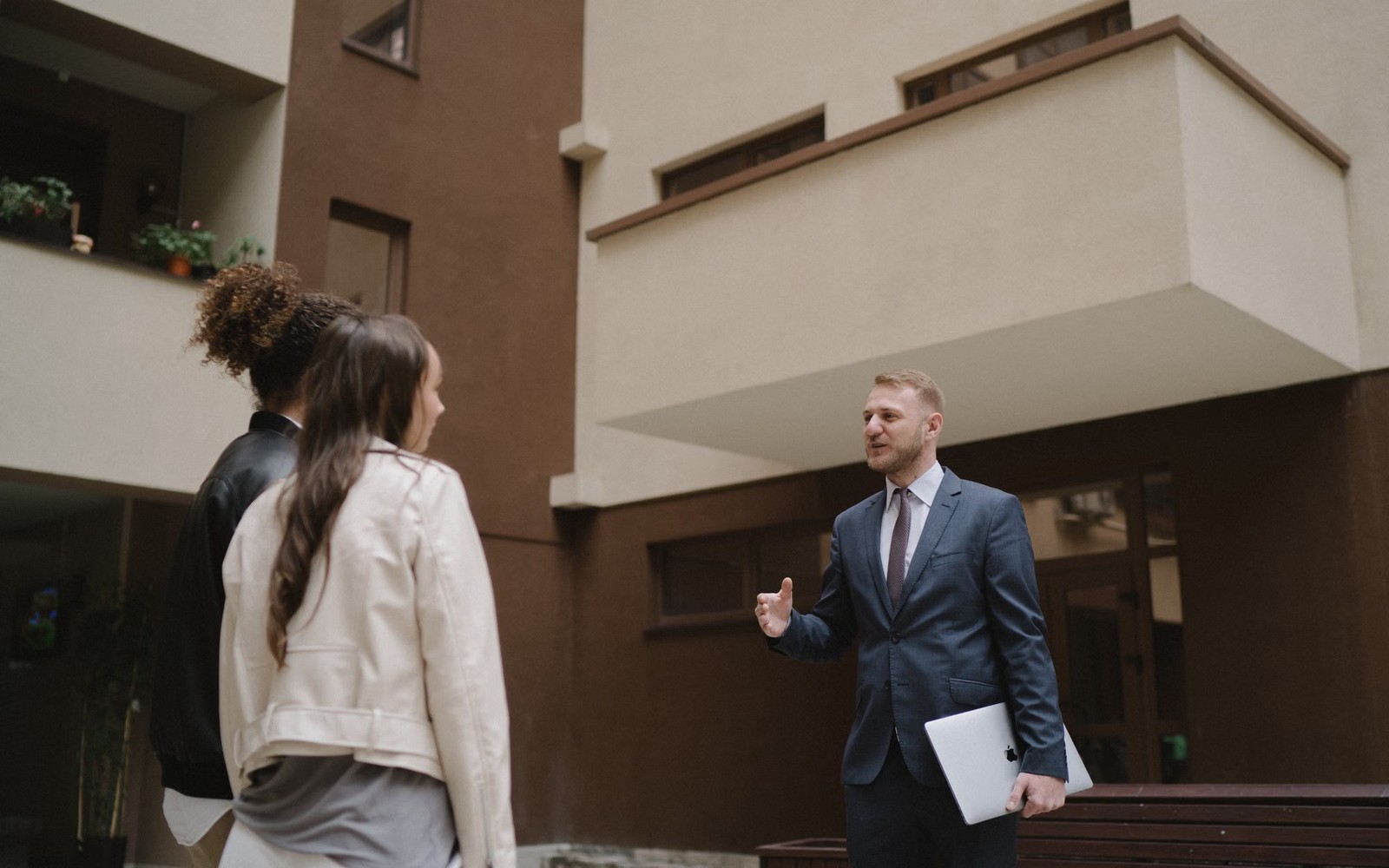 Qualified Intermediaries, Explained